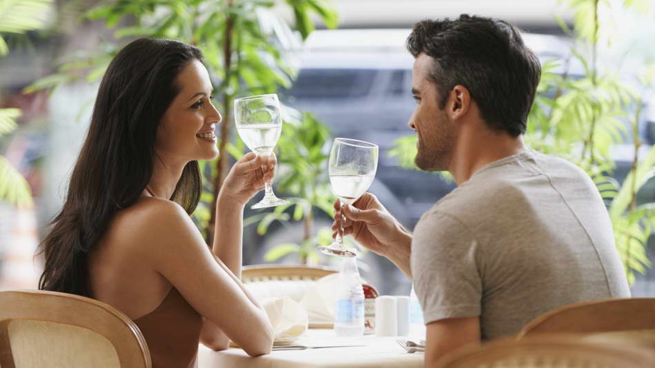 TOP DATING TIPS BASED ON ROMANTIC COMEDIES
